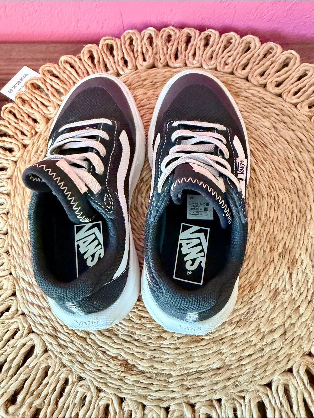 Vans Kids Black and White Low-Top Sneakers
